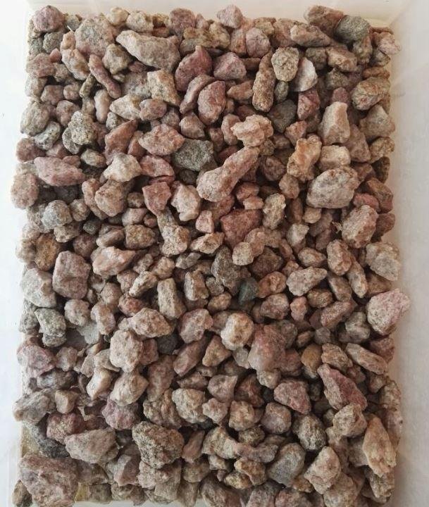 16 Ton Sparkling Pink Washed Crushed Stone Aggregate (13 mm)