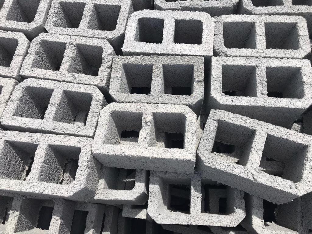 Hollow Pots 380 × 200 × 160 – Lightweight Concrete Slab Blocks