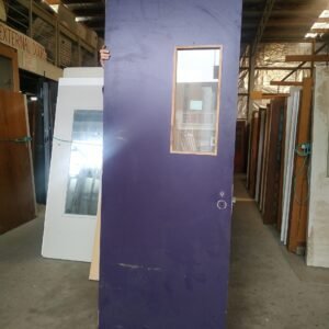 Internal Painted Flush Door – 1 Glass Pane