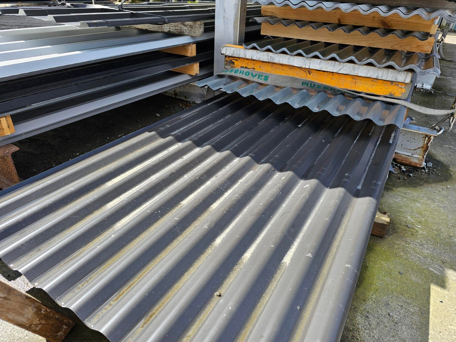 Premium 760 Cover Corrugated Iron – Durable Roofing Sheet (Per Metre)