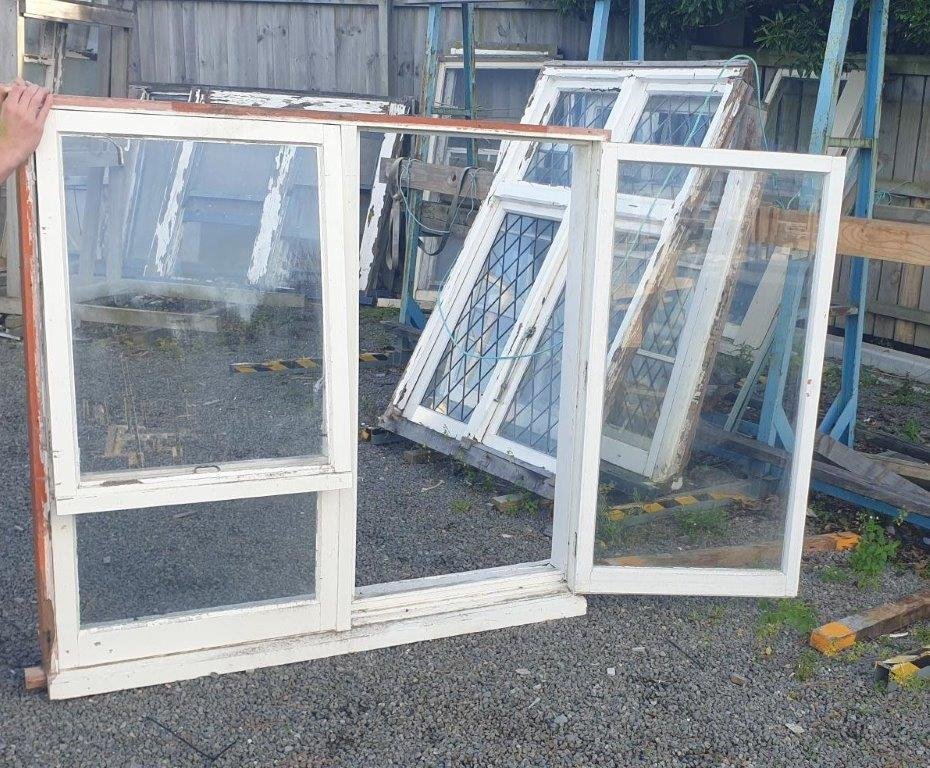 Wooden Window 1 Case 1 Fan Opening – Timber Casement Window