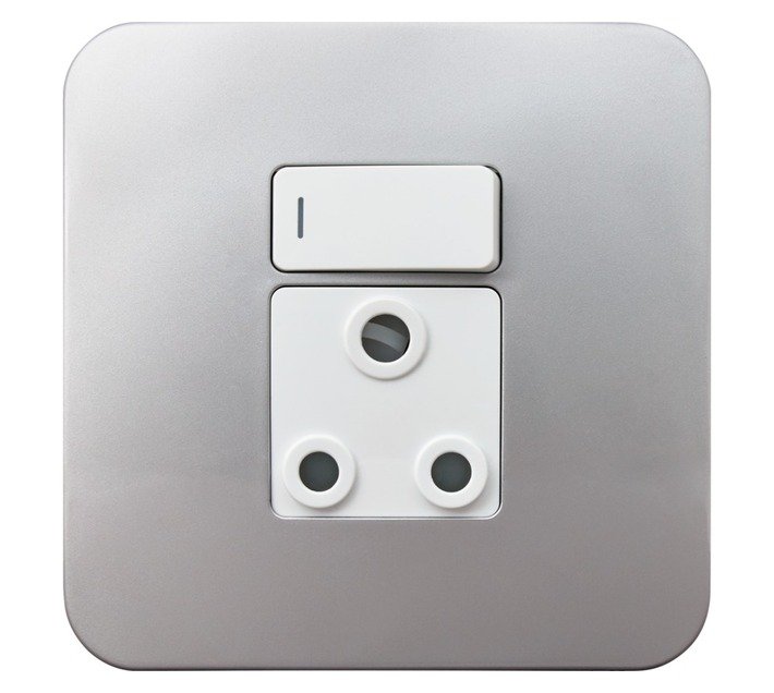 Veti Single Switched Plug Socket 4x4 White and Silver — SA Home Builder Store