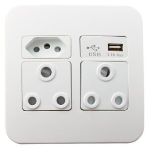 Veti Socket with Euro Socket and USB Port 4x4 White — SA Home Builder Store